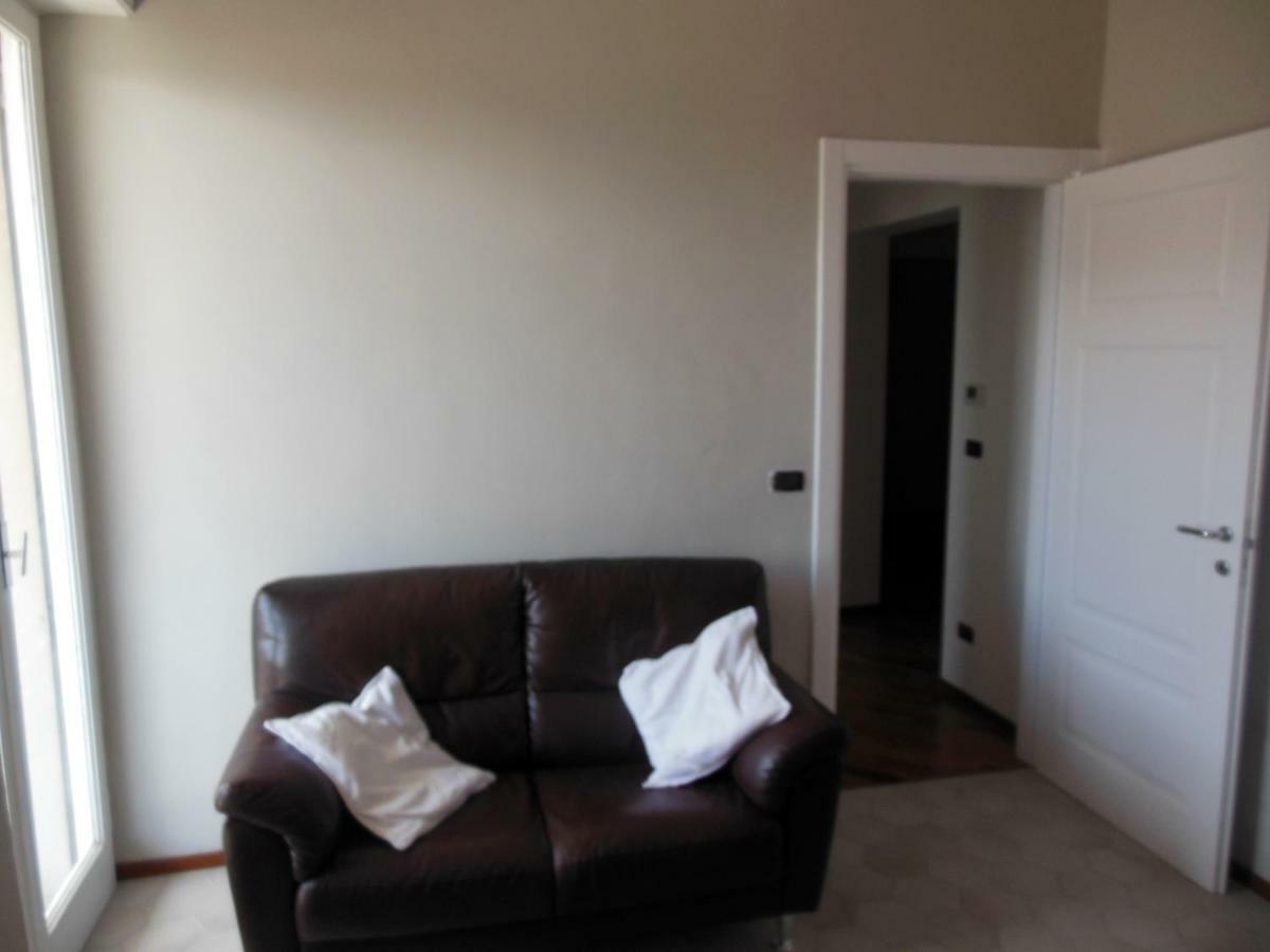 La Casa Degli Artisti Apartment ตรานิ ภายนอก รูปภาพ